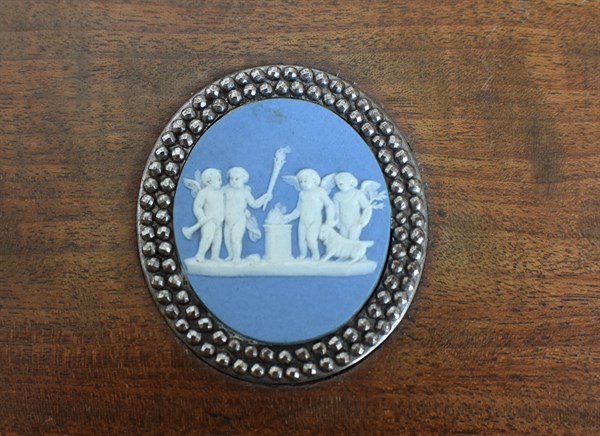 Coffret à bijoux sur pieds ayant appartenu à l'Impératrice Joséphine (détail)