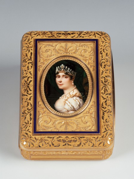 Boîte de présent. Portrait de Joséphine