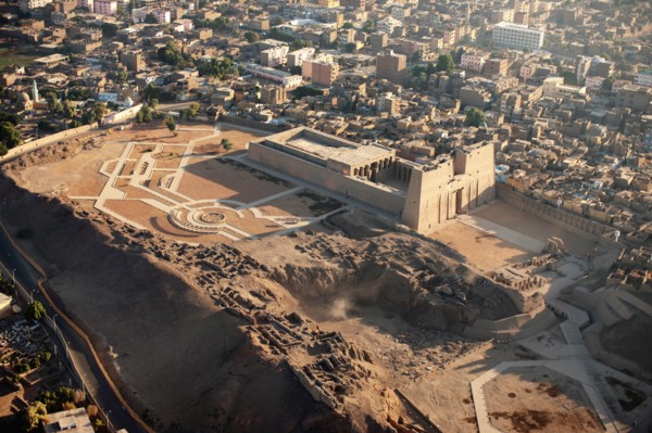Temple d'Horus à Edfou (Egypte)