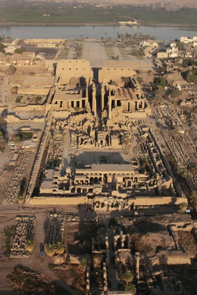 Temple d'Amon à Karnak vu de l'est