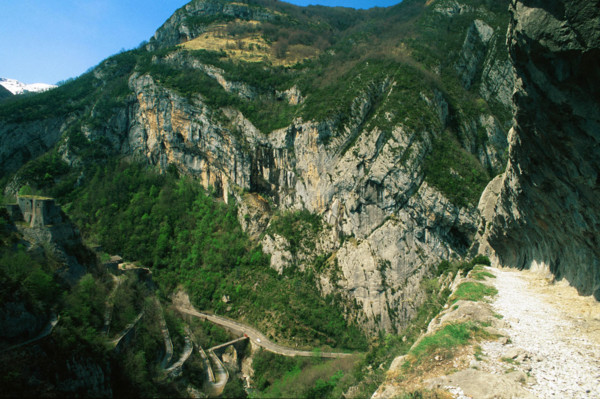Le Portalet et le chemin de la Mâture