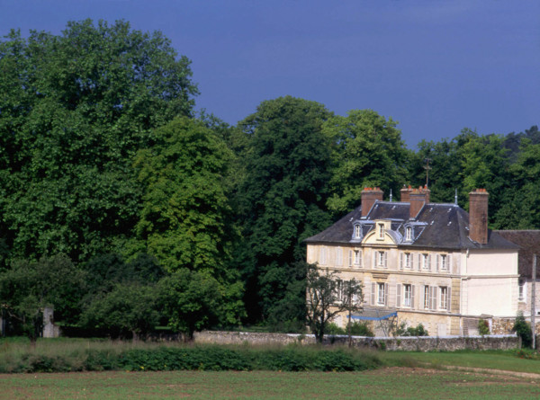 Ile-de-France : vallée de l'Orvanne
Château de Belle Fontaine vu de la D 120