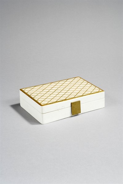 Frank, Oak box