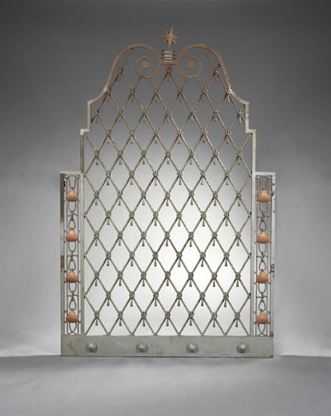 Pérusat and Jourde, Apartment gates