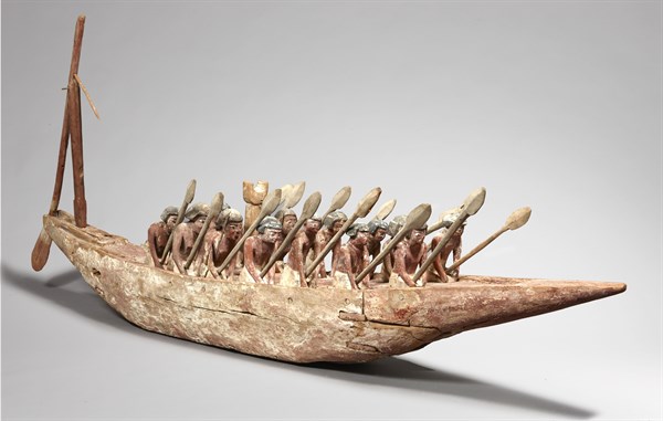 Modèle de barque et son équipage
