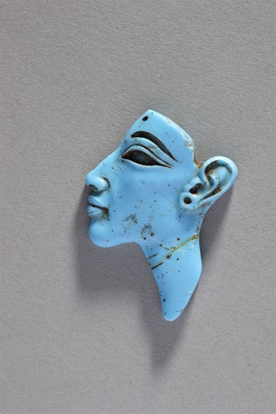 Head of Akhenaten