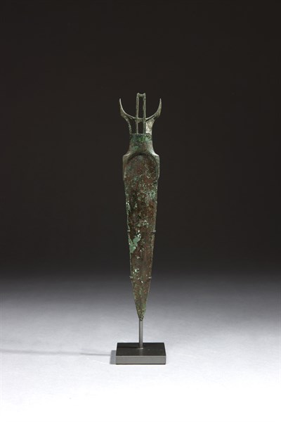 Egyptian dagger