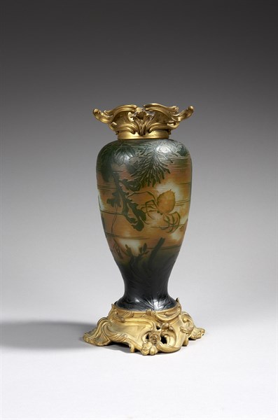 Daum Vase