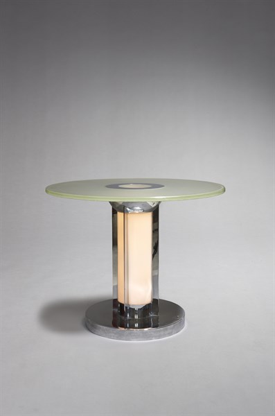 Perzel lighted table