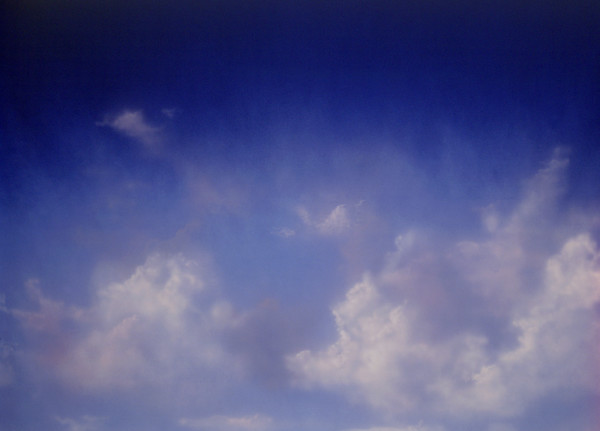 Ciel nuageux. Bâche peinte