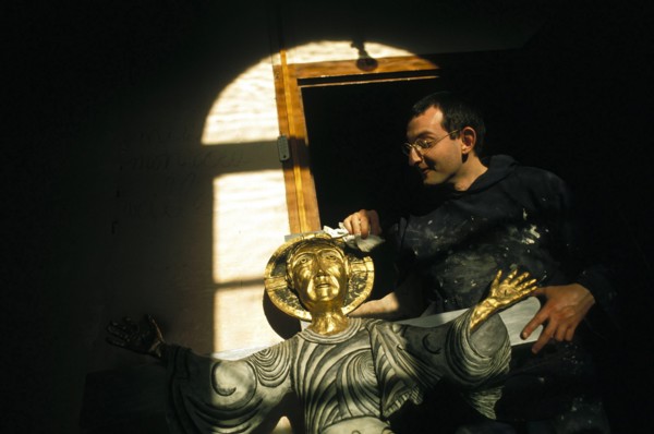 06/12/1994. MARC LONG, MOINE SCULPTEUR