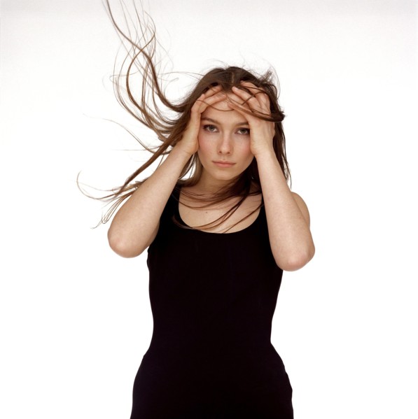 02/03/1999. STUDIO: JULIE ANNE ROTH    * *