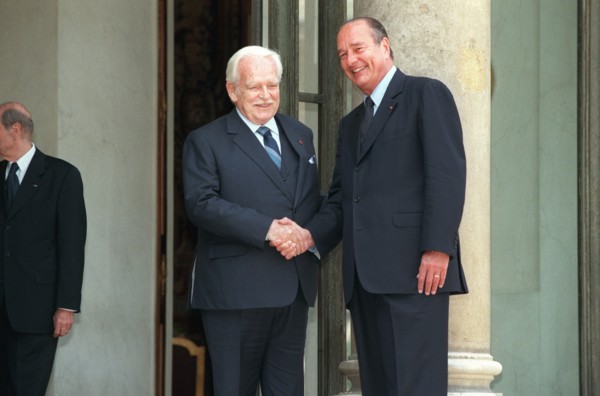 05/31/1999. Elysee: J.CHIRAC receives prince RAINIER