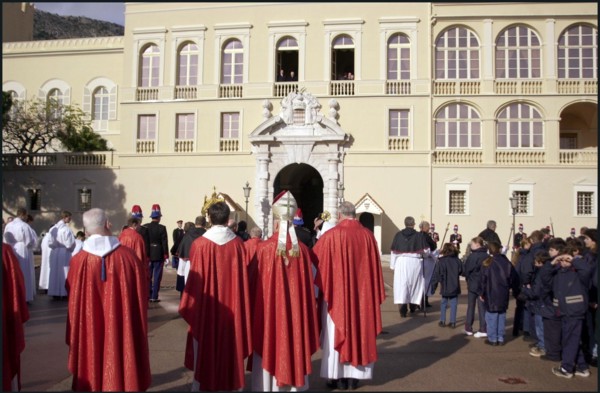 01/27/2001. Sainte-Devote celebration.