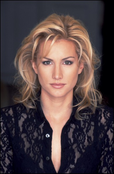 00/00/2000.  Alice Evans, actress