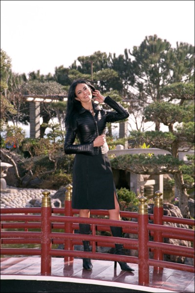 02/20/2001. 41st television festival of Monte Carlo: photocall Maria Grazia Cucinotta.