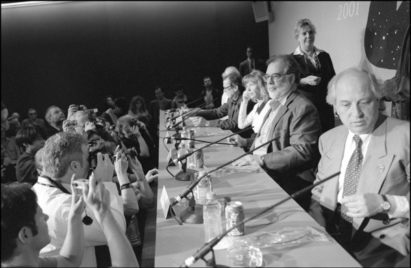 05/11/2001. 54th Cannes film festival: Press conference of "Apocalypse now Redux".