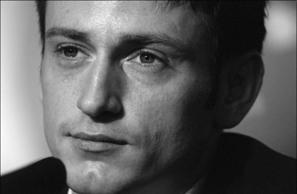 05/14/2001. 54th Cannes Festival: Press conference of "La pianiste" by Michael Haneke.