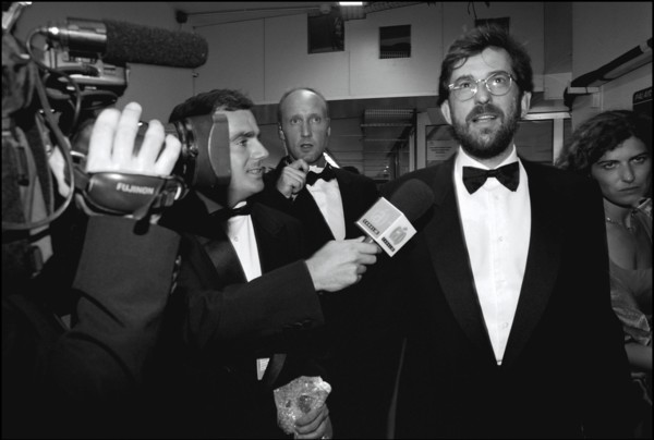 05/20/2001. 54th Cannes Film Festival : Exclusive Backstage closing ceremony