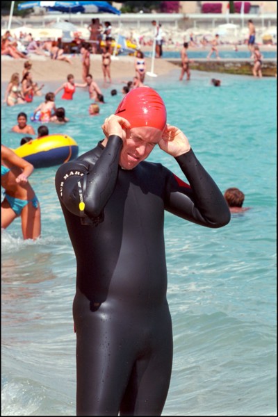 06/17/2001. Prince Albert of Monaco takes part in the first "All Stars Triathlon" in Monaco