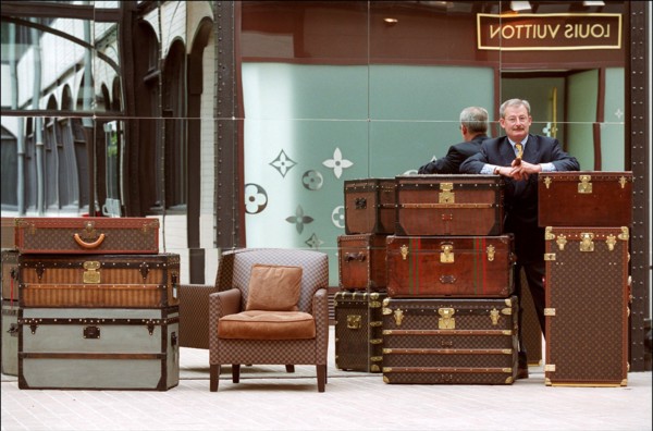 10/00/2001. EXCLUSIVE: Close-up on luxury luggage Patrick Louis Vuitton in his workshop.