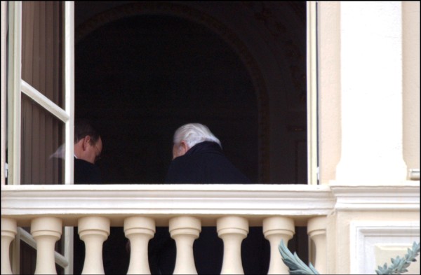 01/27/2002. Prince Rainier of Monaco and his son Prince Albert celebrate Sainte Devote.