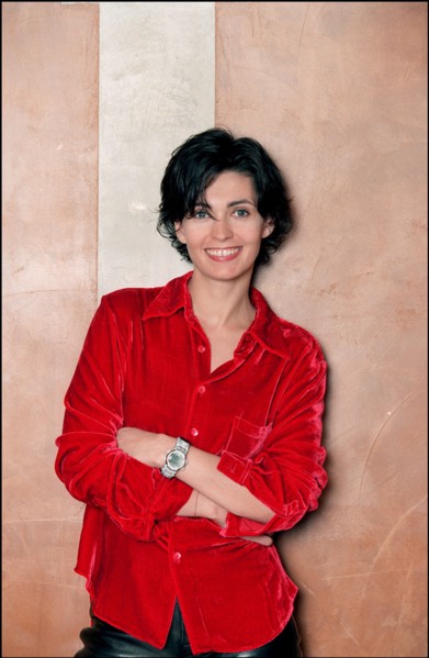 06/00/2001.  Close-up Adeline Blondieau
