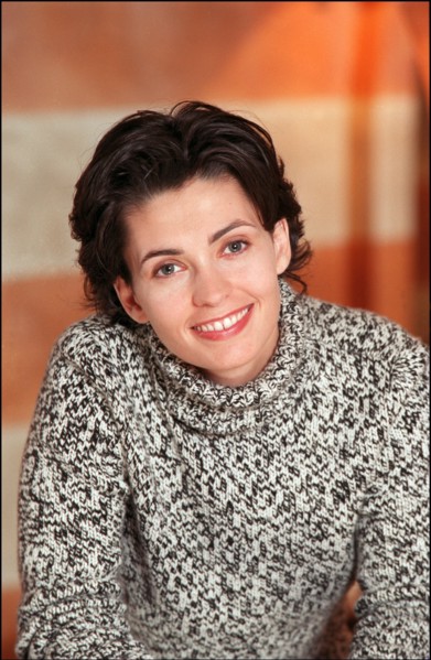 06/00/2001.  Close-up Adeline Blondieau