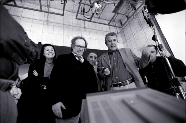 03/00/2002. EXCLUSIVE: Stars mobilize to support the ARC (Association pour la recherche sur le cancer / Association for cancer research) and lend image to nine 35-second TV ads.