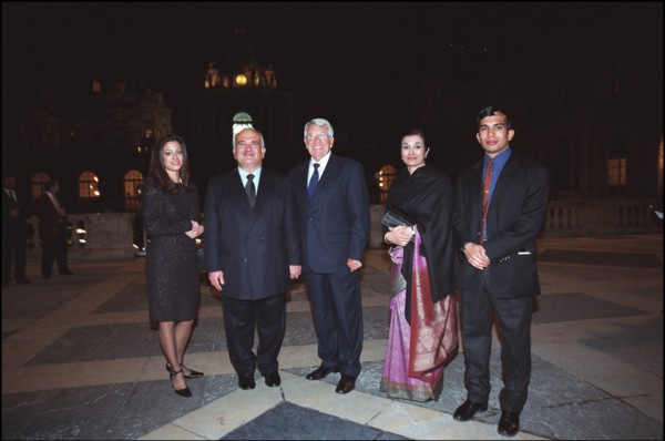 03/00/2002. EXCLUSIVE : Prince Hassan of Jordan visits French senate.