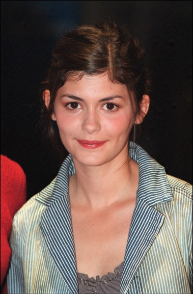 03/06/2002. Premiere of "a la folie pas du tout".