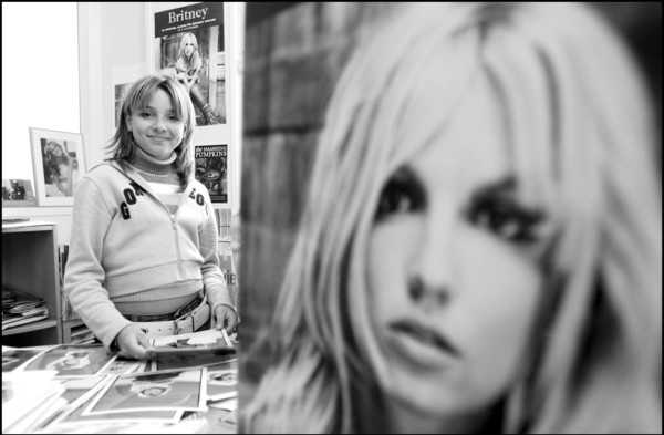 04/18/2002. EXCLUSIVE: French singer Priscilla record her first album.