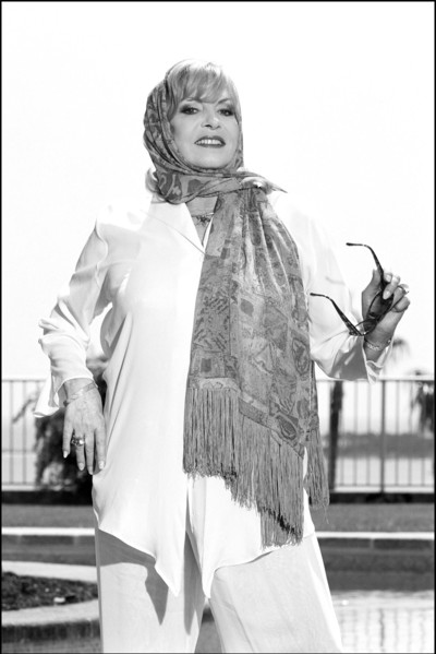 04/00/2002. French actress Michele Mercier of "Angelique" fame publishes new book.