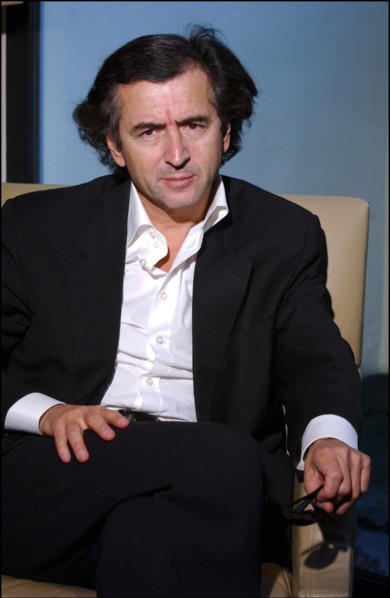 04/25/2002. Portrait of the philosopher Bernard Henri Levy.