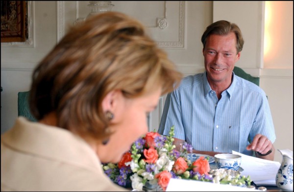06/22/2002.  Grand Duke Henri of Luxembourg and wife Maria-Teresa