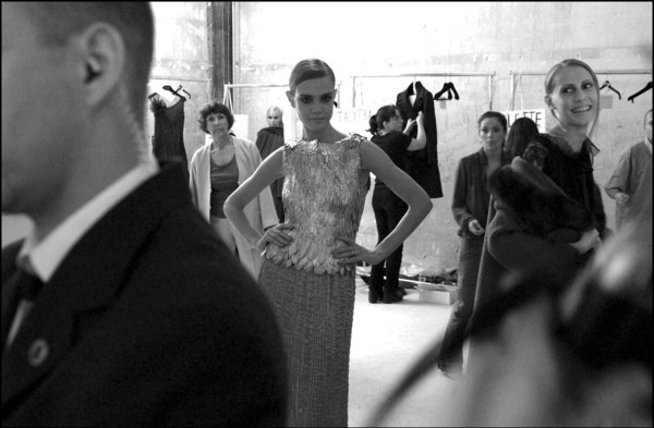07/09/2002. Fall winter 2002-03 Haute-Couture collections the backstage of Balmain's fashion show