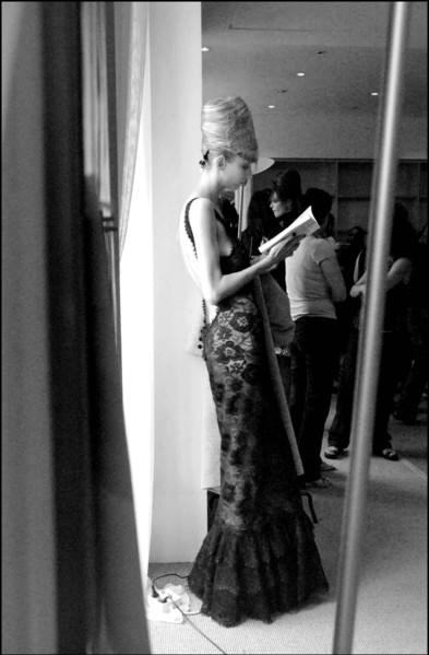 07/09/2002. Fall-winter 2002-03 Haute Couture collections: the backstage of Chanel's fashion show