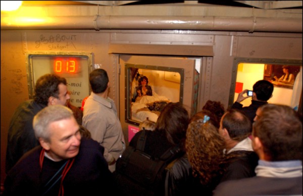 10/05/2002. Sophie Calle during the "Nuit Blanche" in Paris at the Eiffel Tower.