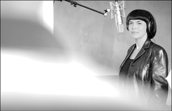 11/00/2002. EXCLUSIVE. French singer Mireille Mathieu returns on the musical scene with a new CD and tour in France and Europe.