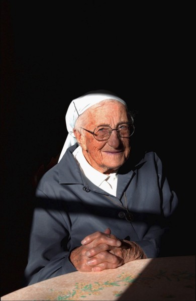11/00/2002. EXCLUSIVE: Sister Emmanuelle in her retirment home in Var.