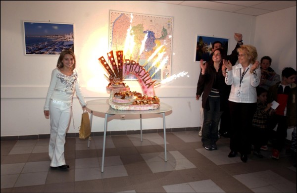 01/25/2003. Priscilla: a star is born