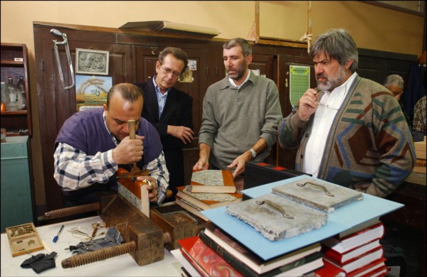 01/28/2003. On the track of Bonaparte's lost soldiers in Egypte : new insights by Dominique Beaudis.