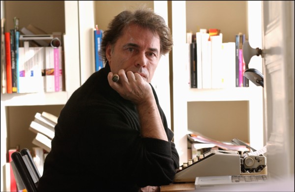 03/00/2003. Yves Simon, at home.