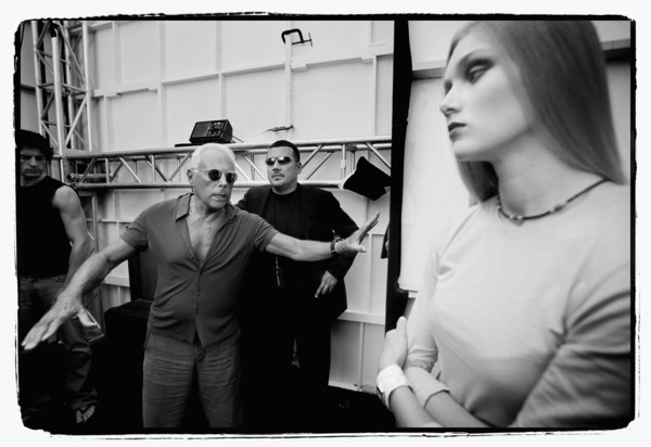 09/00/2003.  Giorgio Armani receives first the "Rodeo Drive Walk of Style" prize