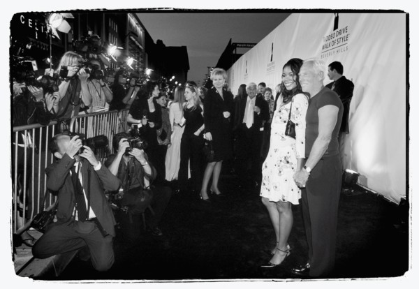 09/00/2003.  Giorgio Armani receives first the "Rodeo Drive Walk of Style" prize