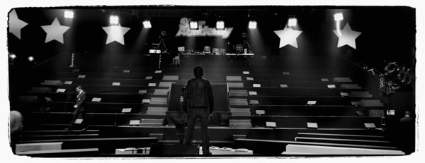 12/00/2003. Nikos Aliagas, host of the Star Academy shows backstage and on stage.