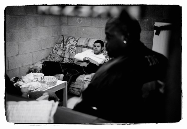 12/00/2003.  On tour with Jamel Debbouze...