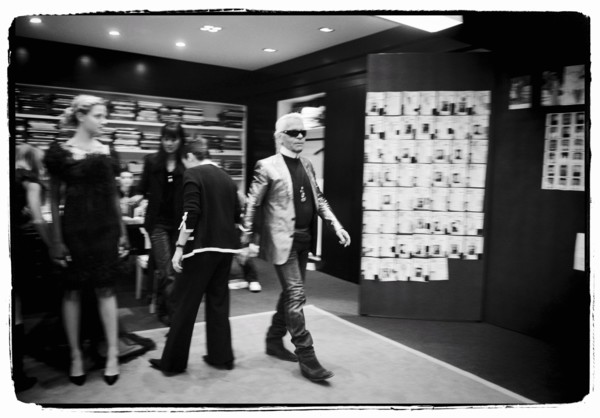 01/00/2004.  Chanel Fashion Designer Karl Lagerfeld, backstage of the Haute Couture Spring-Summer 2004 fashion show.