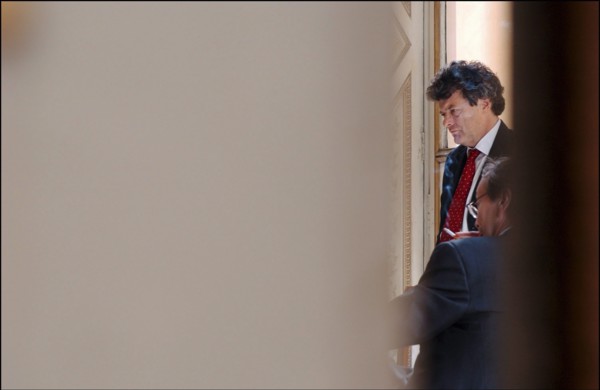 04/01/2004. EXCLUSIVE Jean-Louis Borloo, the fisrt day of the new Minister for Employment, Labor and Social Cohesion.