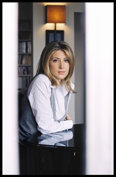 00/04/2005. Exclusif: Close-up Amanda Sthers.